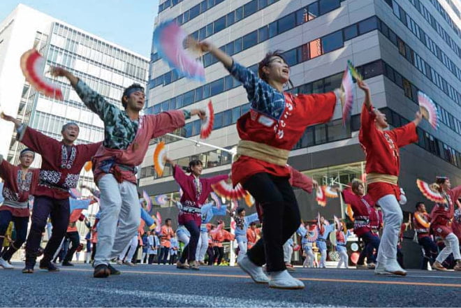 Scene from the Sanno Festival